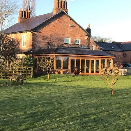Hollies Farm B&B-2
